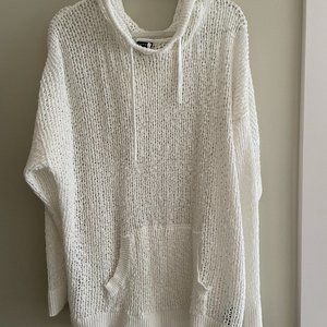 Torrid - Size 3 - White Knit Beach Coverup